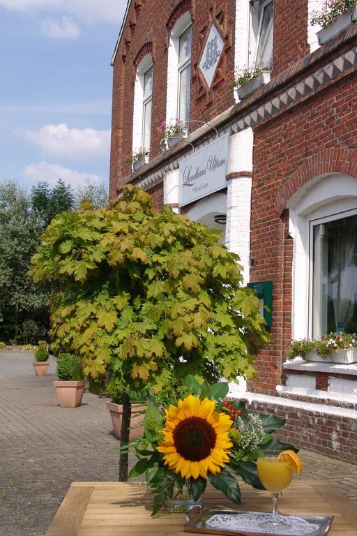 Hotel Garni Landhaus Uttum ครุมเฮิร์น ภายนอก รูปภาพ