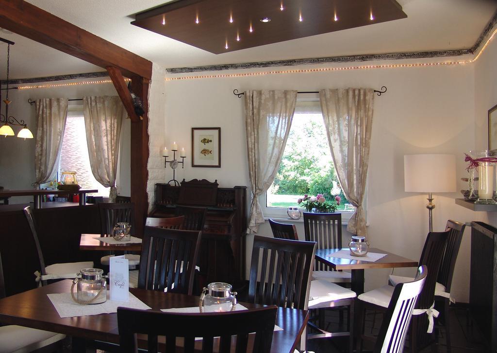 Hotel Garni Landhaus Uttum ครุมเฮิร์น ภายนอก รูปภาพ