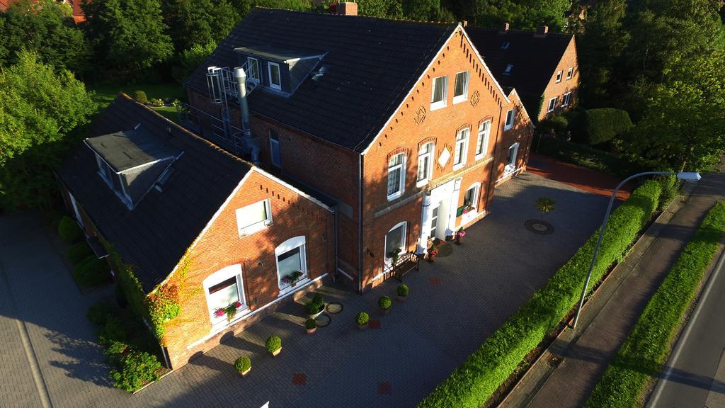 Hotel Garni Landhaus Uttum ครุมเฮิร์น ภายนอก รูปภาพ