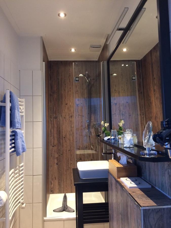 Hotel Garni Landhaus Uttum ครุมเฮิร์น ภายนอก รูปภาพ