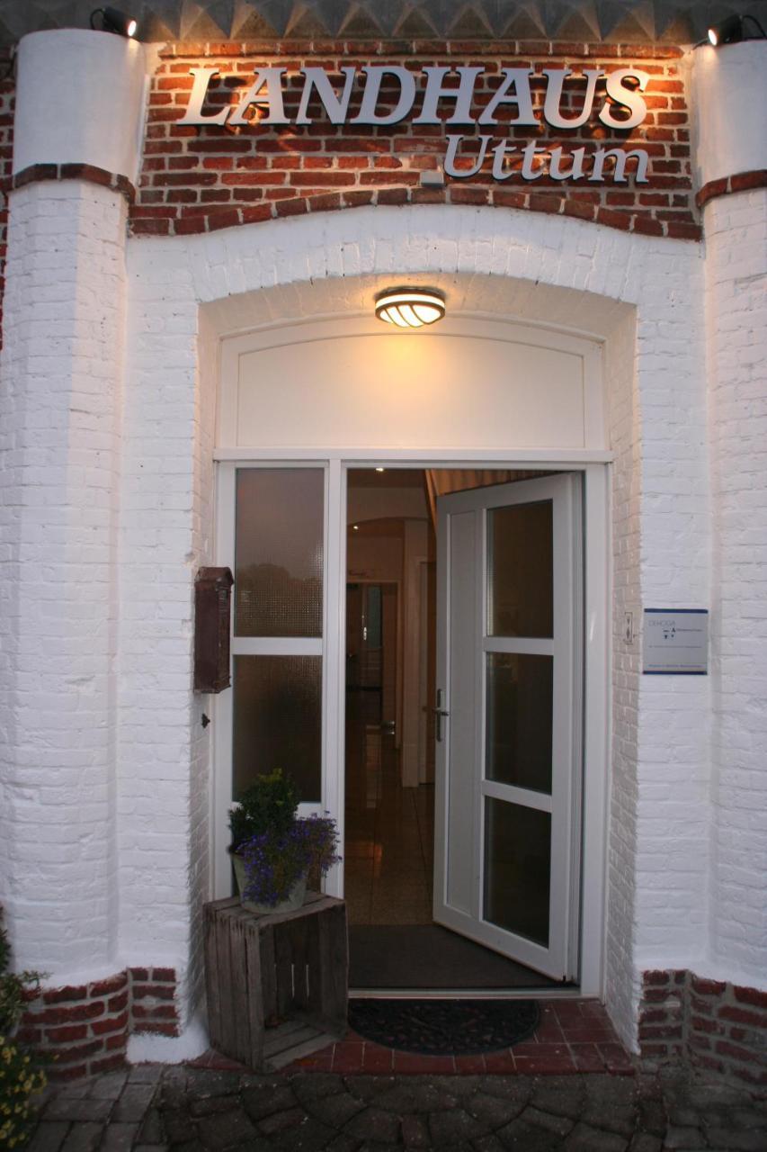 Hotel Garni Landhaus Uttum ครุมเฮิร์น ภายนอก รูปภาพ